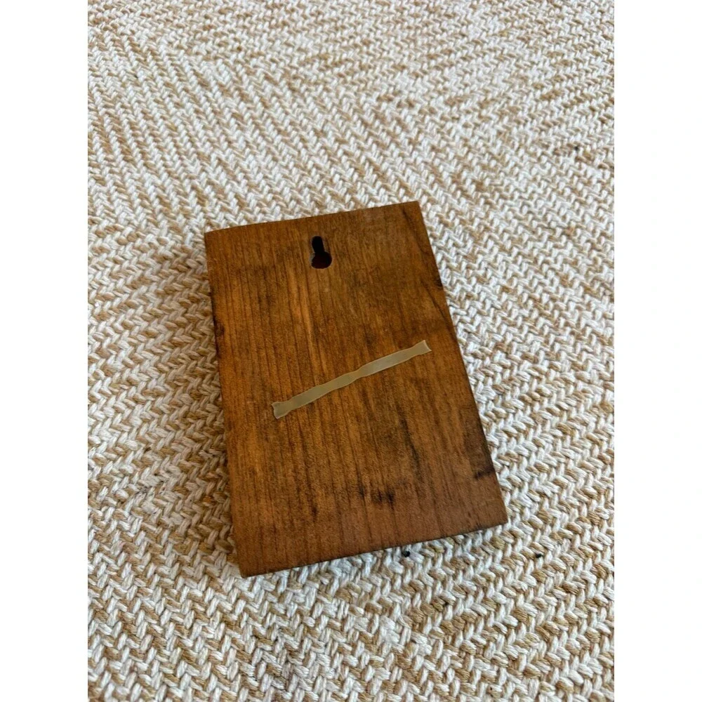 N/A small wooden
